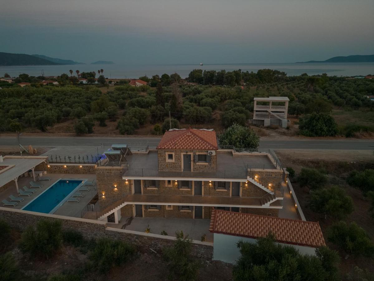 Lithos Suites Finikounta Exterior photo