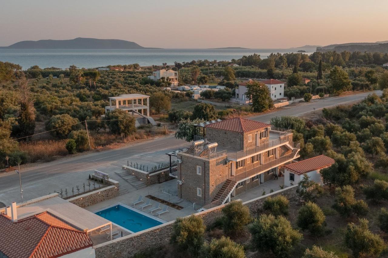Lithos Suites Finikounta Exterior photo